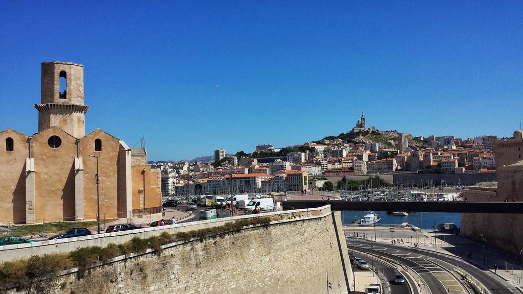 Carré Vieux Port Marseille